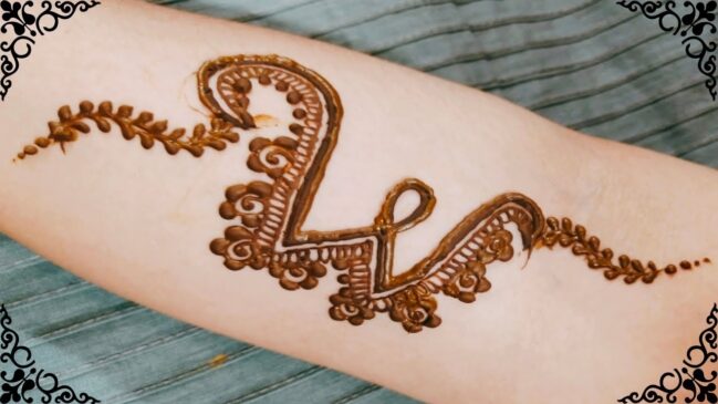 w letter tattoo mehndi design pic